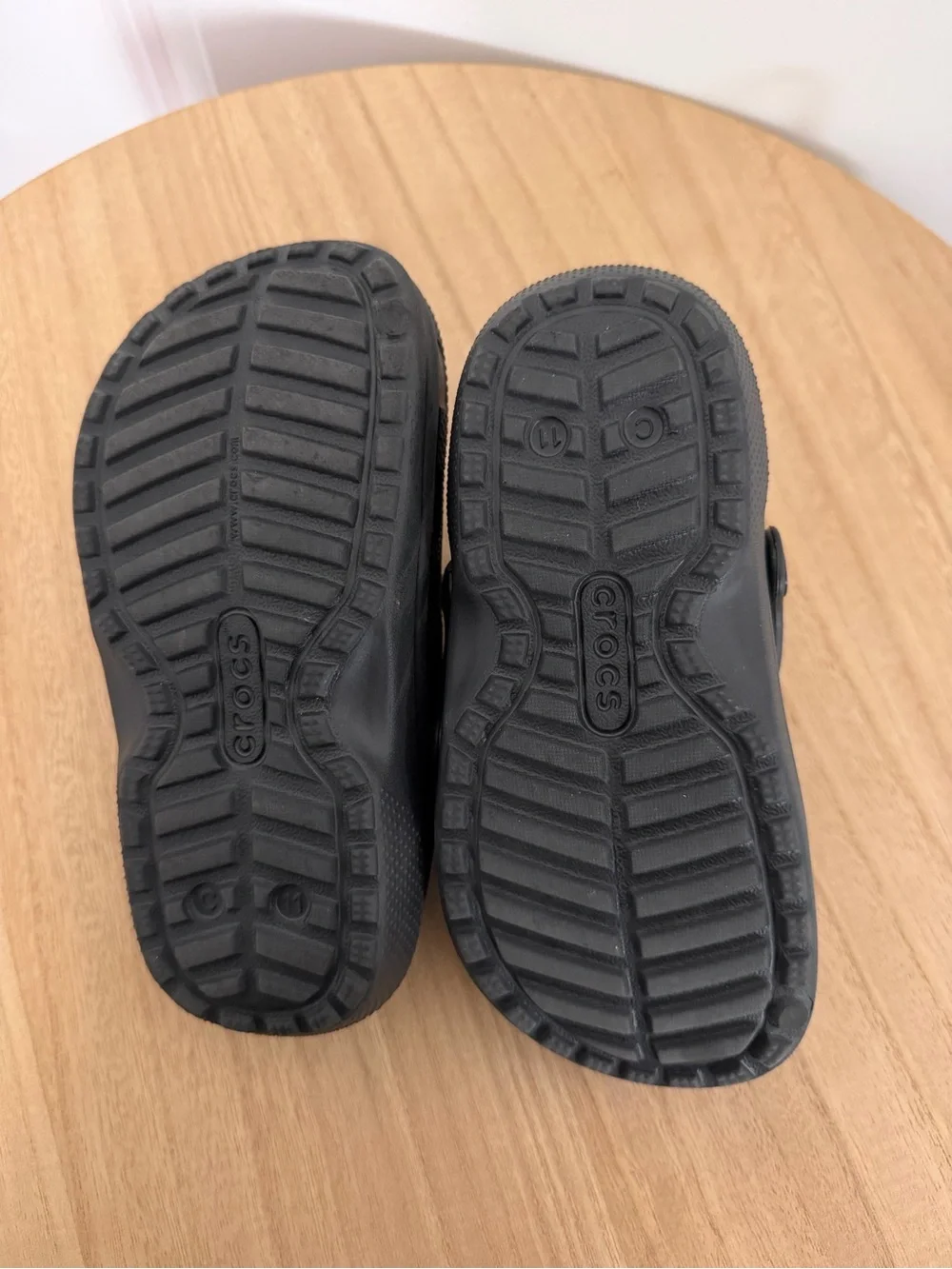 CROCS Kids Black Fleece-Lined Classic Clog